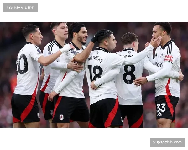 富勒姆罗宾逊上赛季10次助攻 成套边型边后卫典范