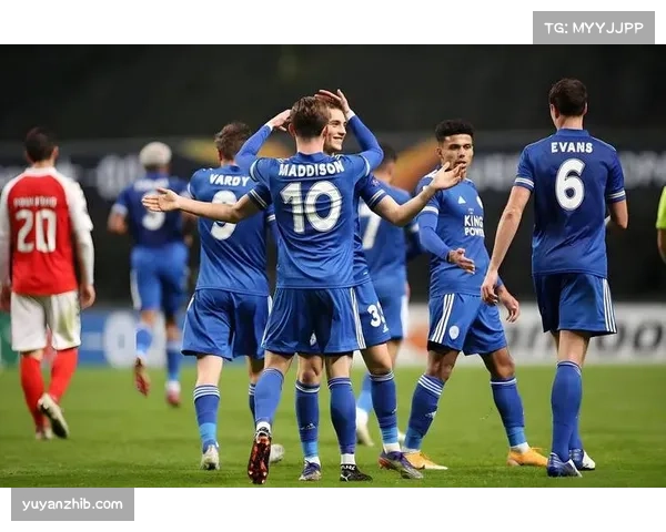 莱切门将法尔科内多次扑救难阻球队失利防线漏洞 莱切门将法尔科内多次扑救难阻球队失利防线漏洞