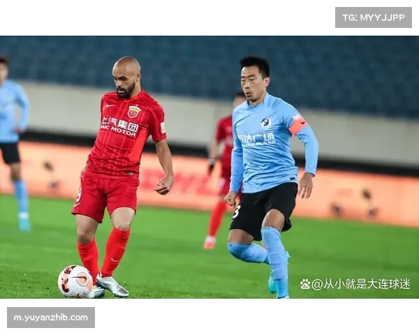 前四球队中场传球成功率超85%，技术流成争冠基石